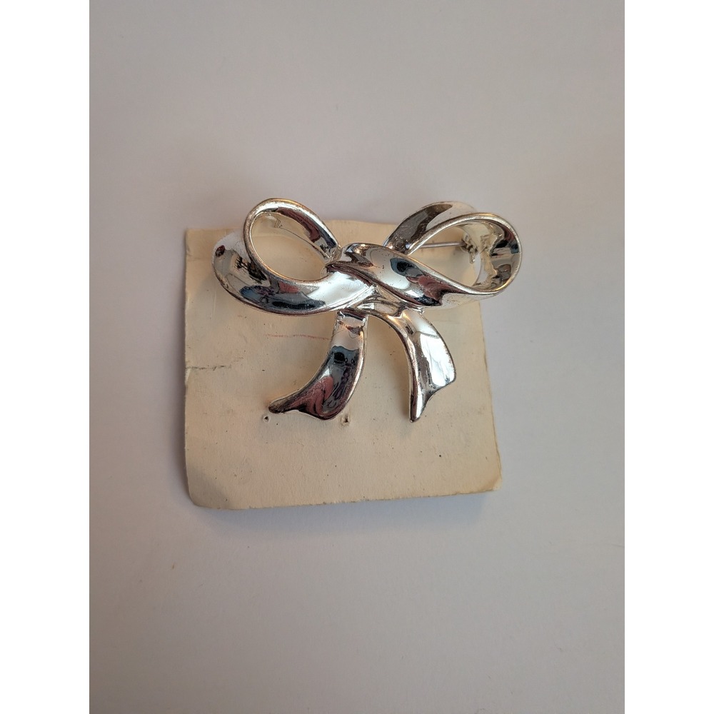 Vintage Silver Tone Bow Brooch High Polish Ribbon Pin Accessory